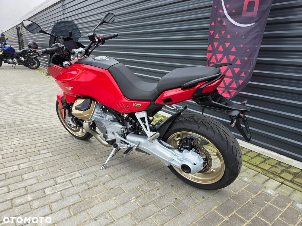 Moto Guzzi V100 Mandello - 6