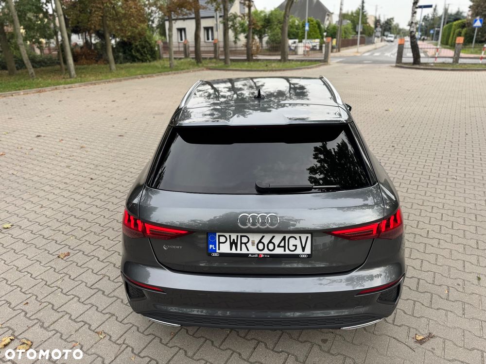 Audi A3 Sportback 1.4 TFSI e-tron S line Sportpaket - 9