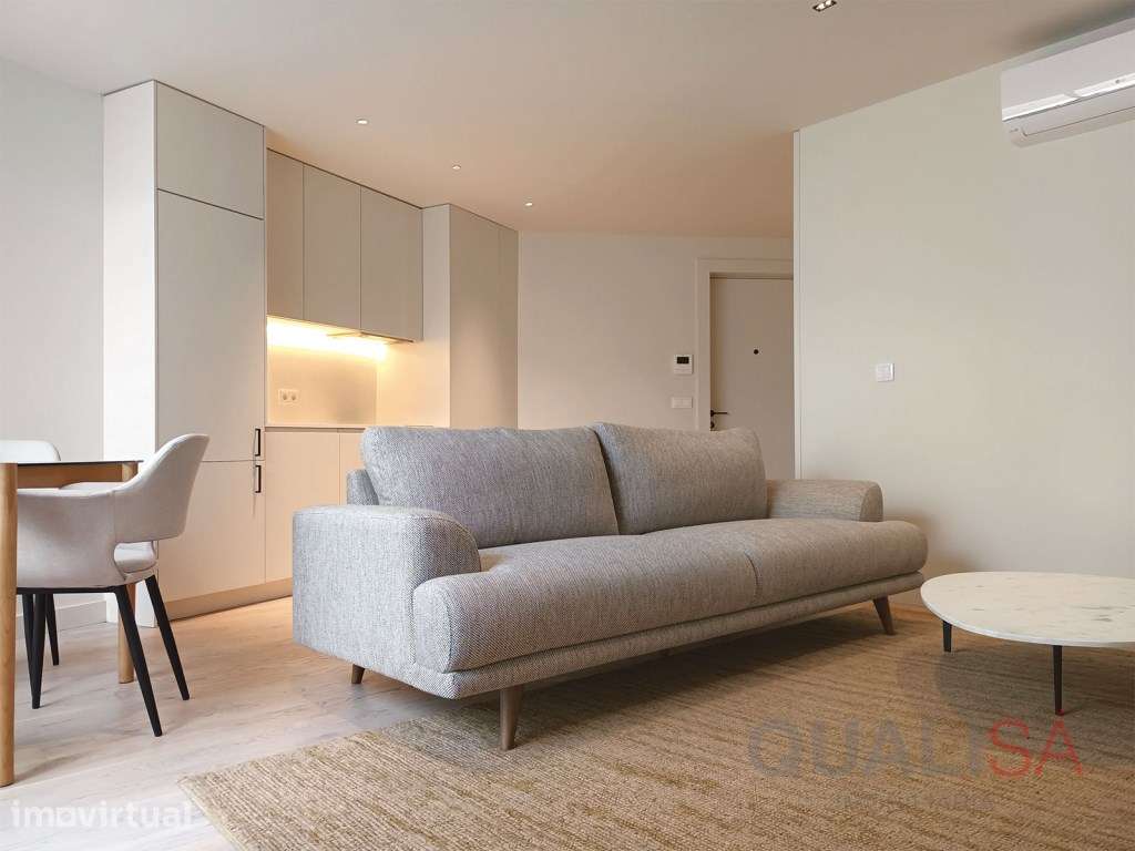 Apartamento T1 novo com terraço, equipado e mobilado, localizado na... - Grande imagem: 3/23
