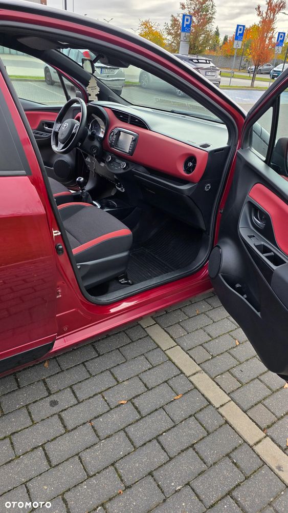 Toyota Yaris 1.5 Selection - 19