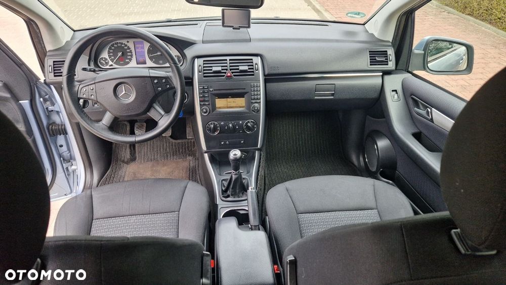 Mercedes-Benz Klasa B 200 Turbo Special Edition - 14
