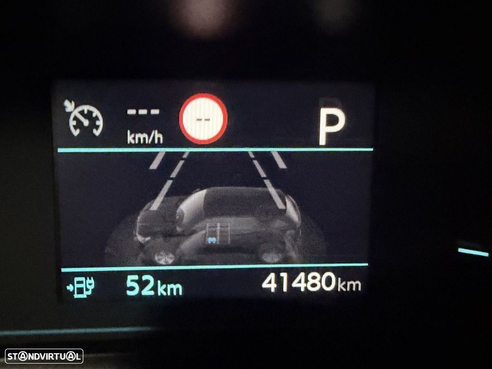 Peugeot e-2008 50 kWh Active Pack - 18
