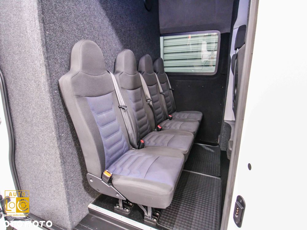 Volkswagen CRAFTER BRYGADÓWKA 7 OSÓB - 11