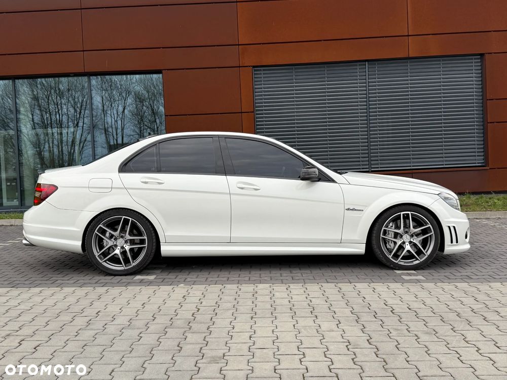 Mercedes-Benz Klasa C 63 AMG 7G-TRONIC - 6