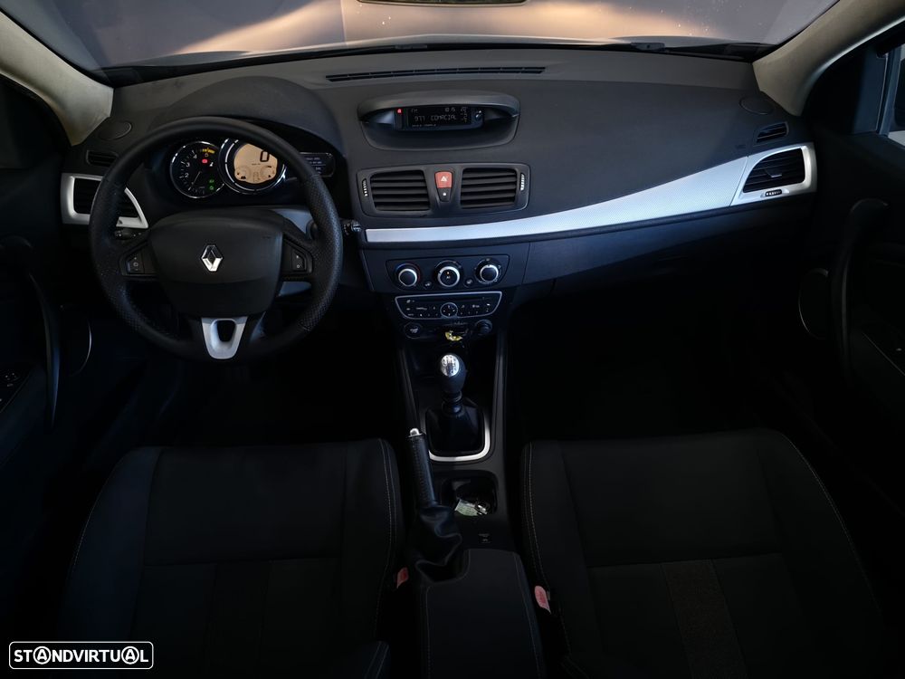 Renault Mégane Sport Tourer 1.5 dCi Dynamique S - 29