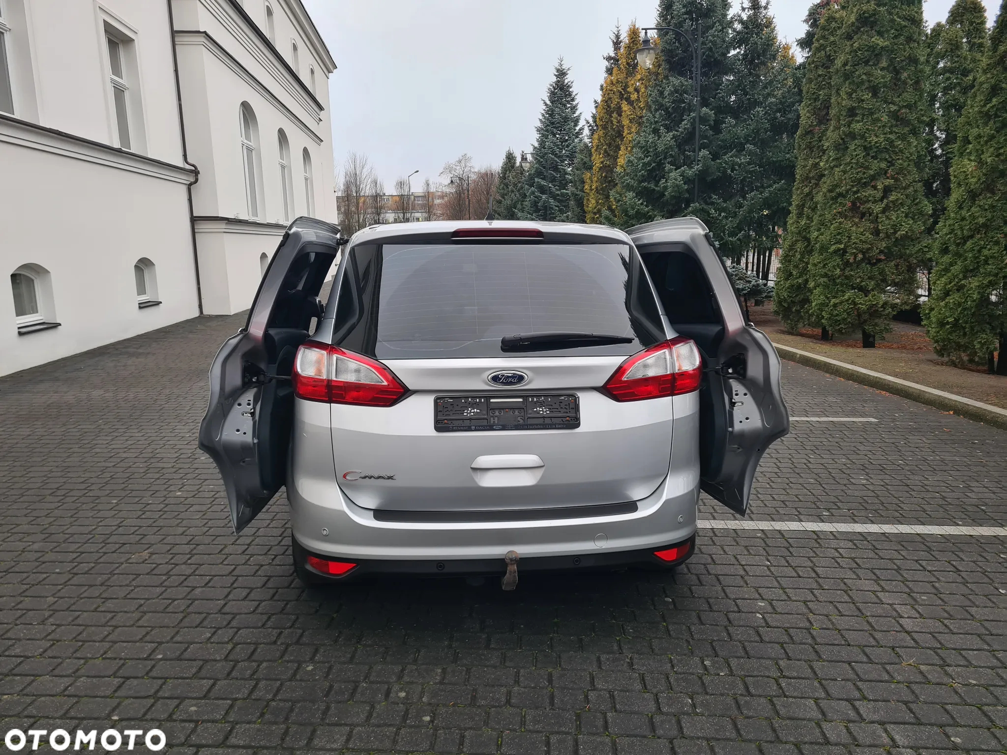 Ford Grand C-MAX 2.0 TDCi Titanium - 11