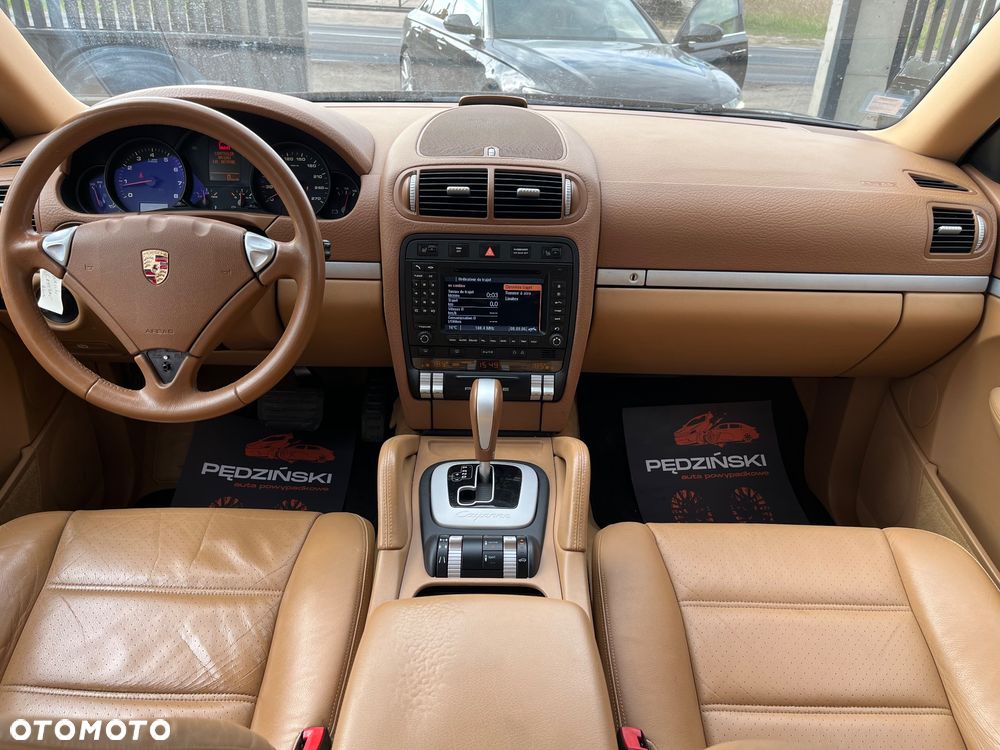 Porsche Cayenne Tiptronic S - 8