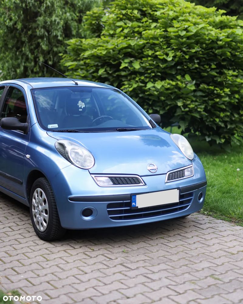 Nissan Micra - 1