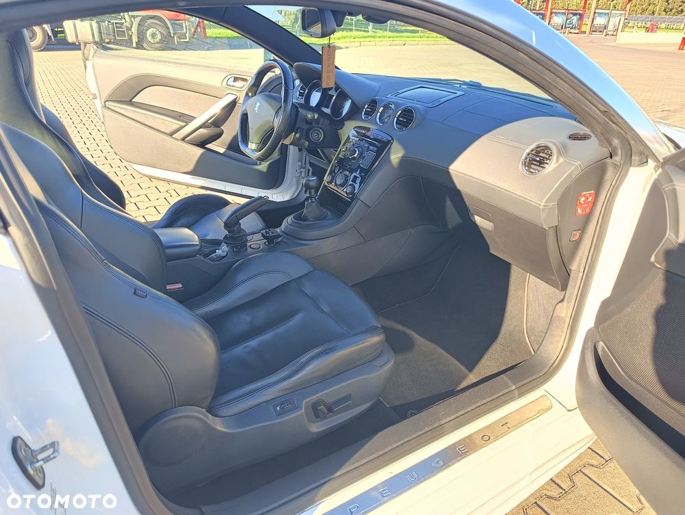 Peugeot RCZ 1.6 200 THP - 13