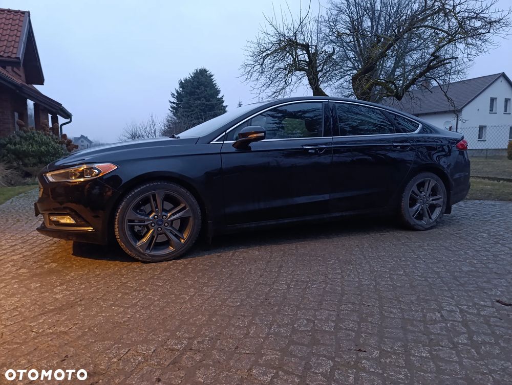 Ford Fusion - 9