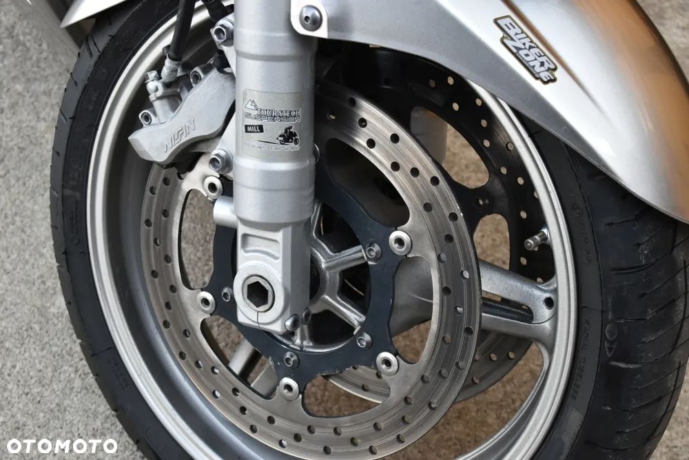 Yamaha FJR - 27