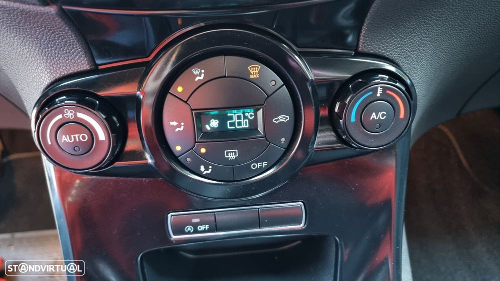 Ford Fiesta 1.0 Ti-VCT Titanium - 11