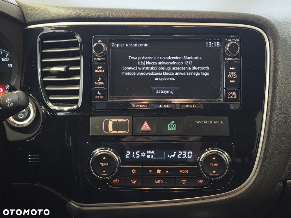 Mitsubishi Outlander PHEV Instyle NAVI - 22