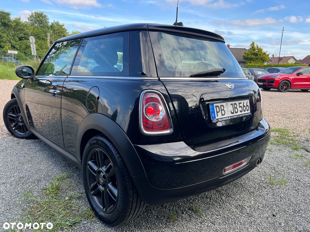 MINI Cooper D Bayswater - 7