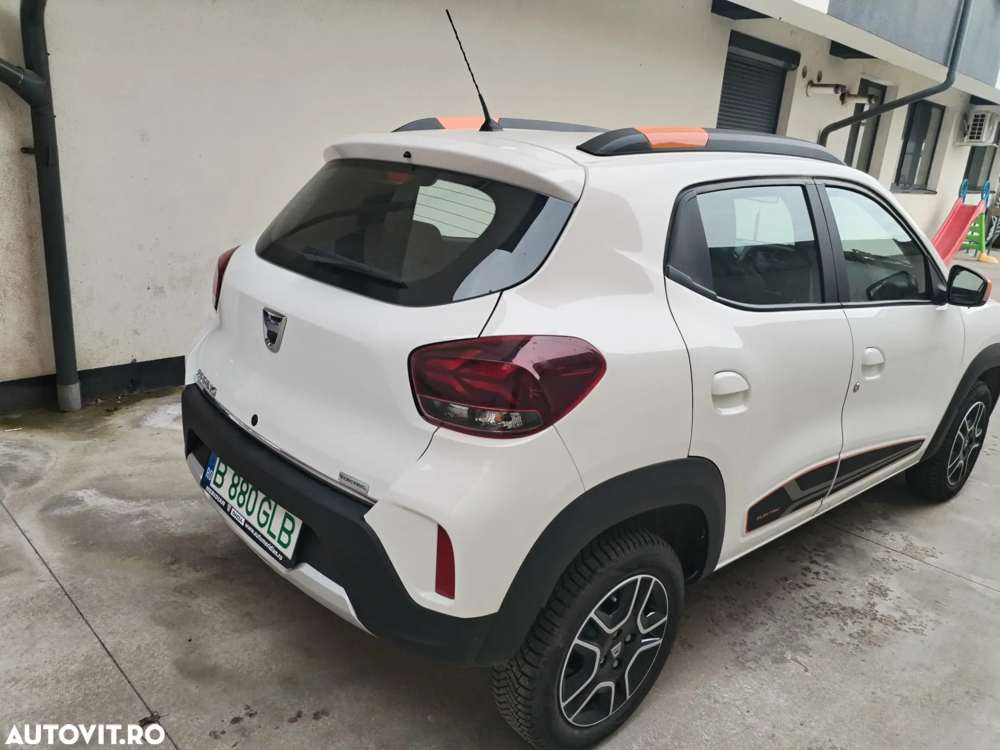 Dacia Spring Extreme - 4