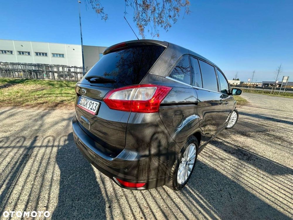 Ford Grand C-MAX - 41
