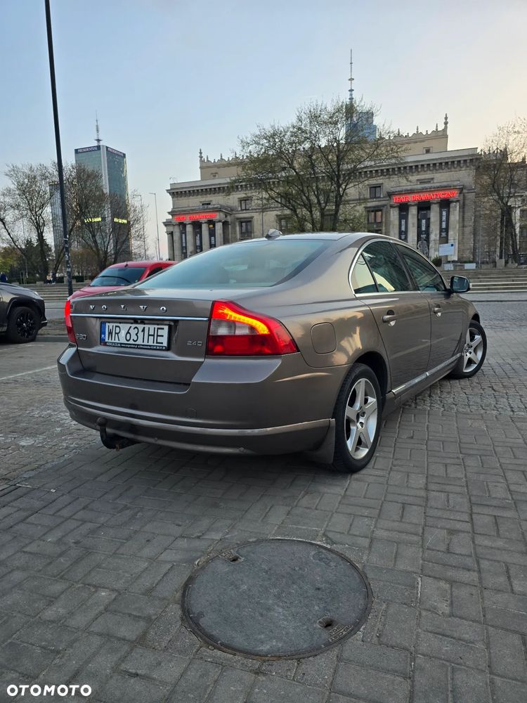 Volvo S80 2.4D5 Executive - 4