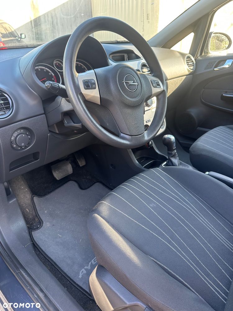 Opel Corsa 1.4 16V Automatik Catch me - 6