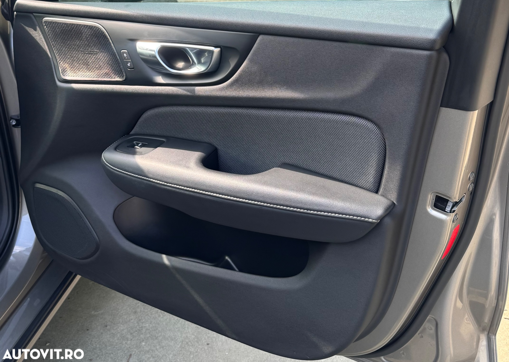 Volvo V60 T6 AWD Recharge Geartronic RDesign Expression - 20