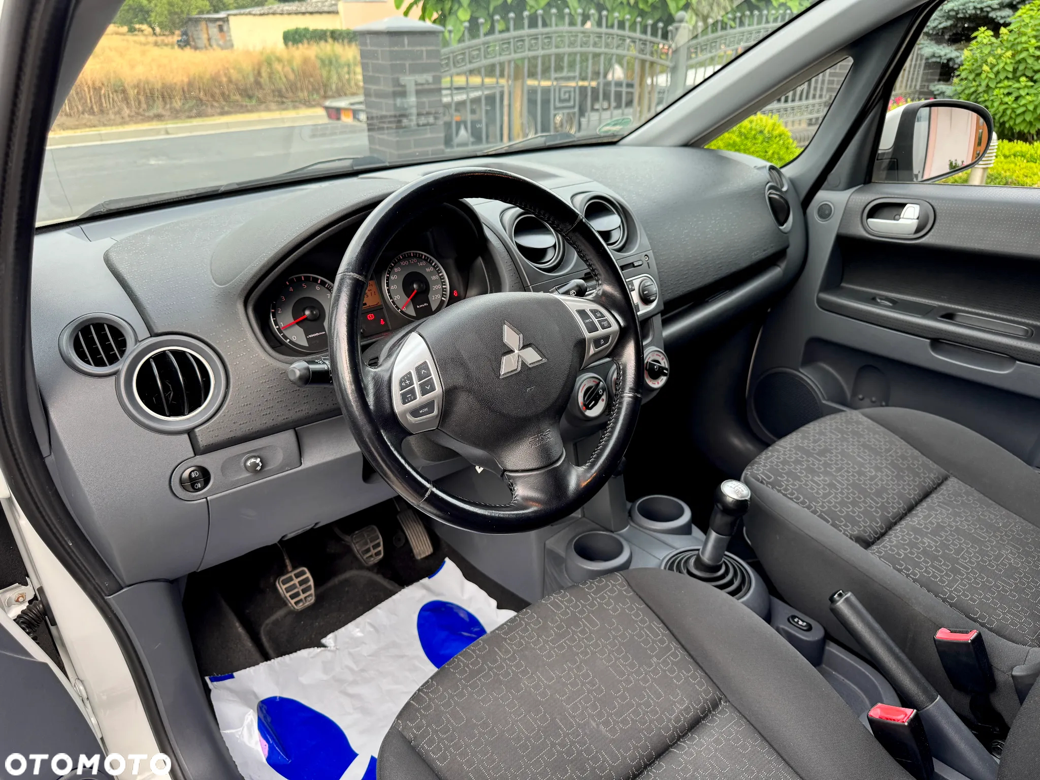 Mitsubishi Colt 1.3 Polar - 13
