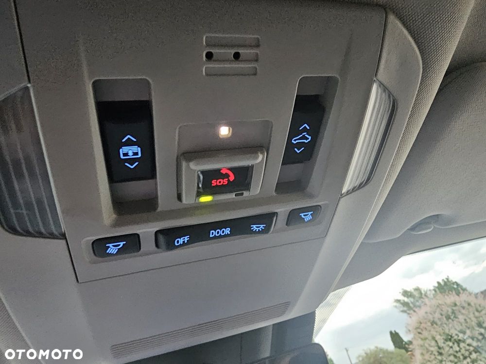 Toyota Highlander 2.5 Hybrid Executive - 19