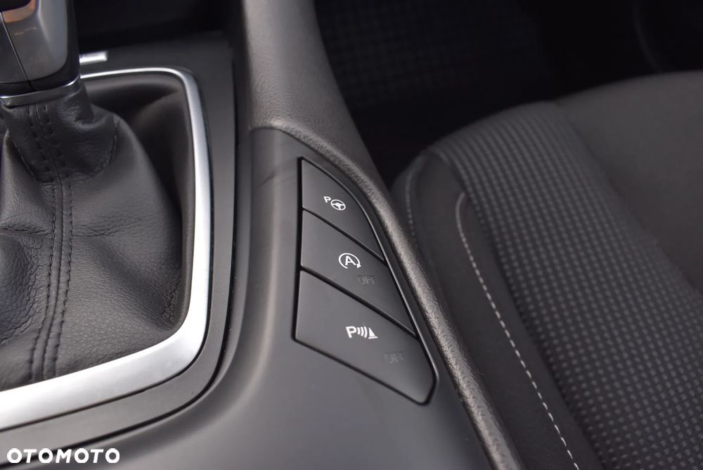 Ford Mondeo 1.5 EcoBoost Titanium - 37