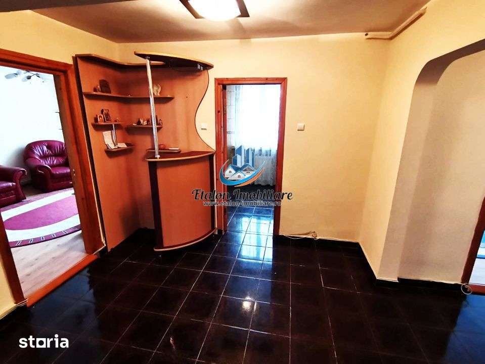 Apartament 4 camere decomandat, etaj 4, Maratei 3 — fotografia 1