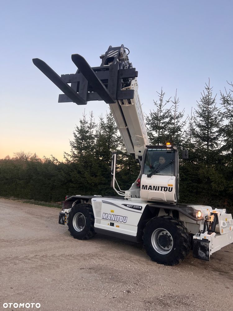 Manitou Ładowarka teleskopowa Manitou Mrt 2150 + Privilage Roto obrotowa 360 Pilot sterowanie radiowe Kosz Widły 2016/17 1840 2550 2540 silnik Mercedes 2150+ Merlo - 14