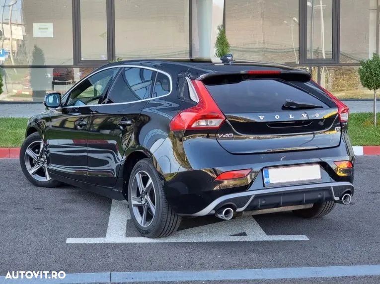 Volvo V40 D2 R Design - 2
