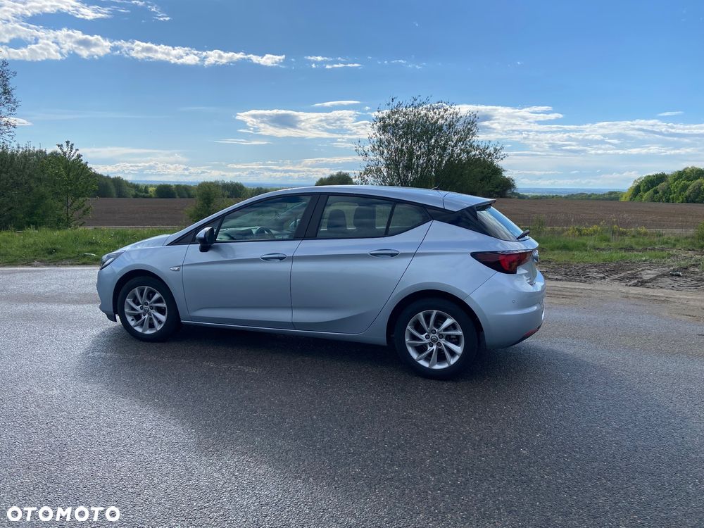 Opel Astra 1.2 T Ultimate S&S - 4