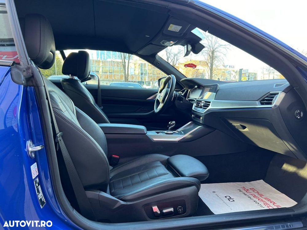 BMW M4 M440i xDrive AT MHEV - 30