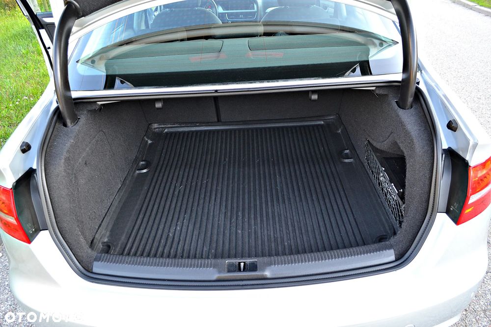 Audi A4 Limousine 2.0 TDI DPF Attraction - 30