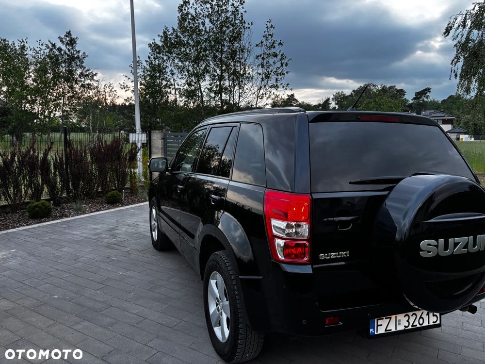 Suzuki Grand Vitara 2.4 Premium EU5 - 14