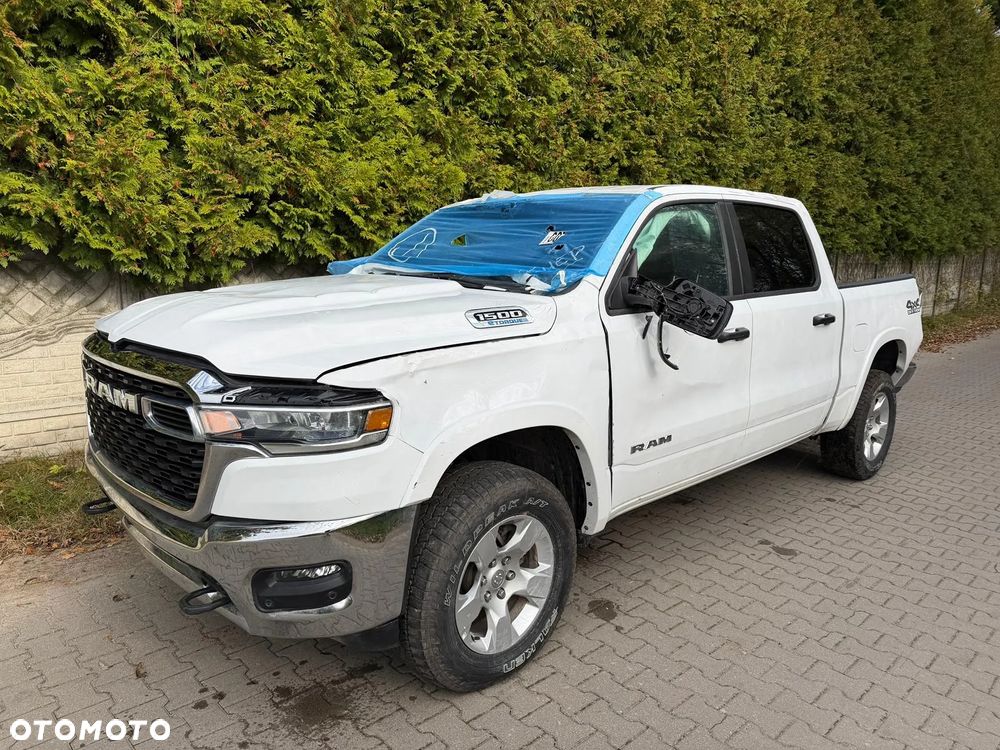 RAM 1500 - 10