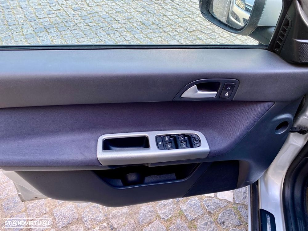 Volvo V50 1.6 D Drive - 11