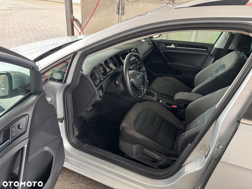 Volkswagen Golf 1.6 TDI BMT Highline DSG - 11