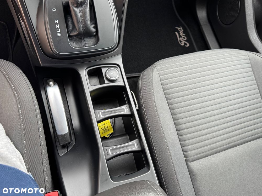 Ford C-MAX 2.0 TDCi Start-Stop-System Titanium - 23