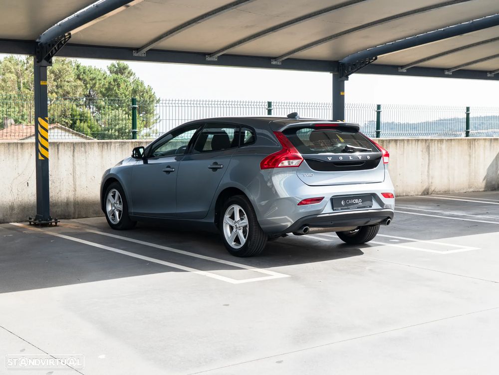 Volvo V40 2.0 D2 Momentum - 6