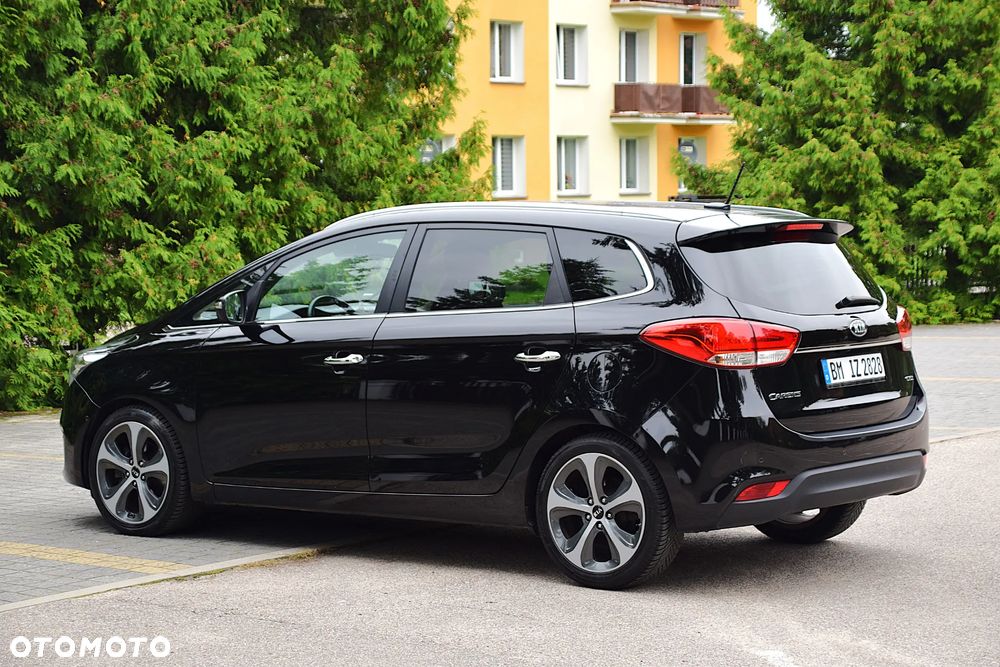 Kia Carens 1.7 CRDi XL 7os - 20