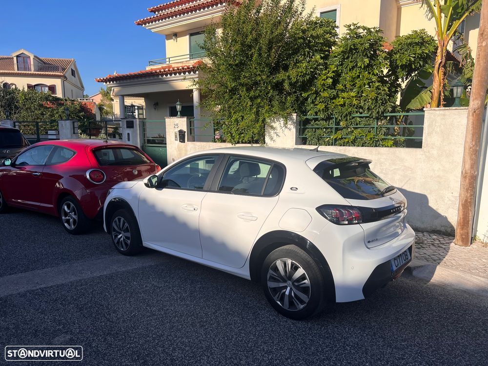 Peugeot e-208 Active - 1