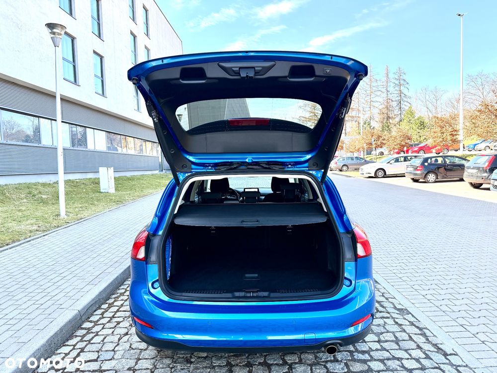Ford Focus SW 1.0 EcoBoost S&S TITANIUM X - 33