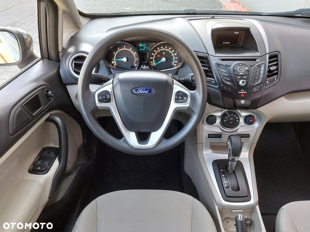 Ford Fiesta - 19