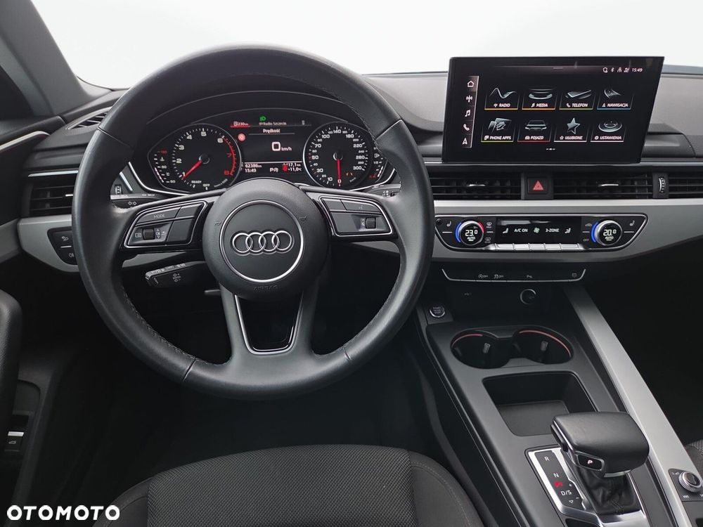 Audi A4 Limousine - 10