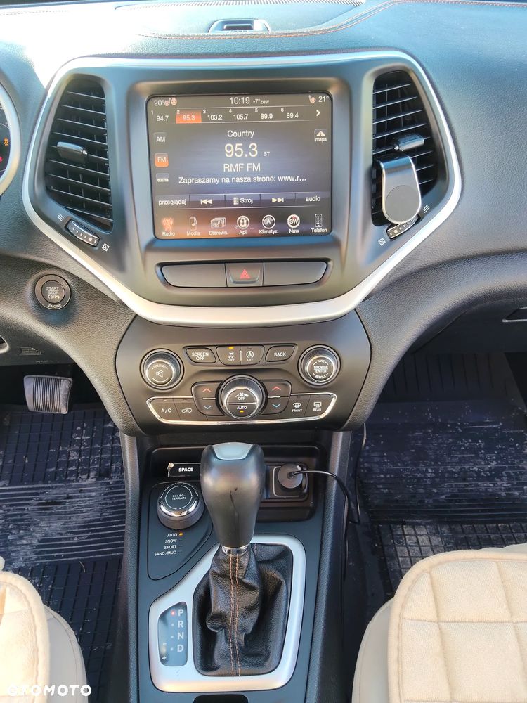 Jeep Cherokee 3.2 V6 Pentastar Active Drive I Automatik Limited - 26