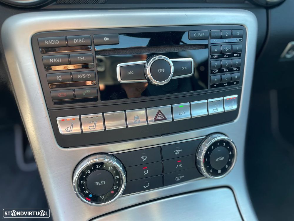 Mercedes-Benz SLK 200 (BlueEFFICIENCY) 7G-TRONIC — fotografia 23