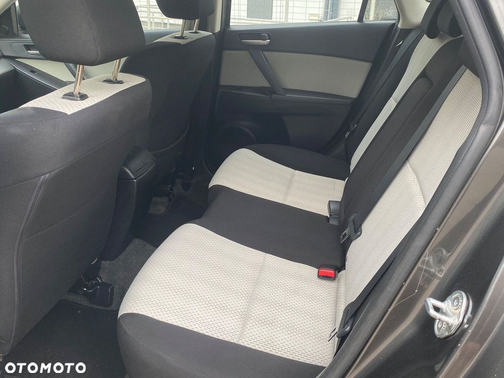 Mazda 3 1.6 Exclusive EU5 - 11