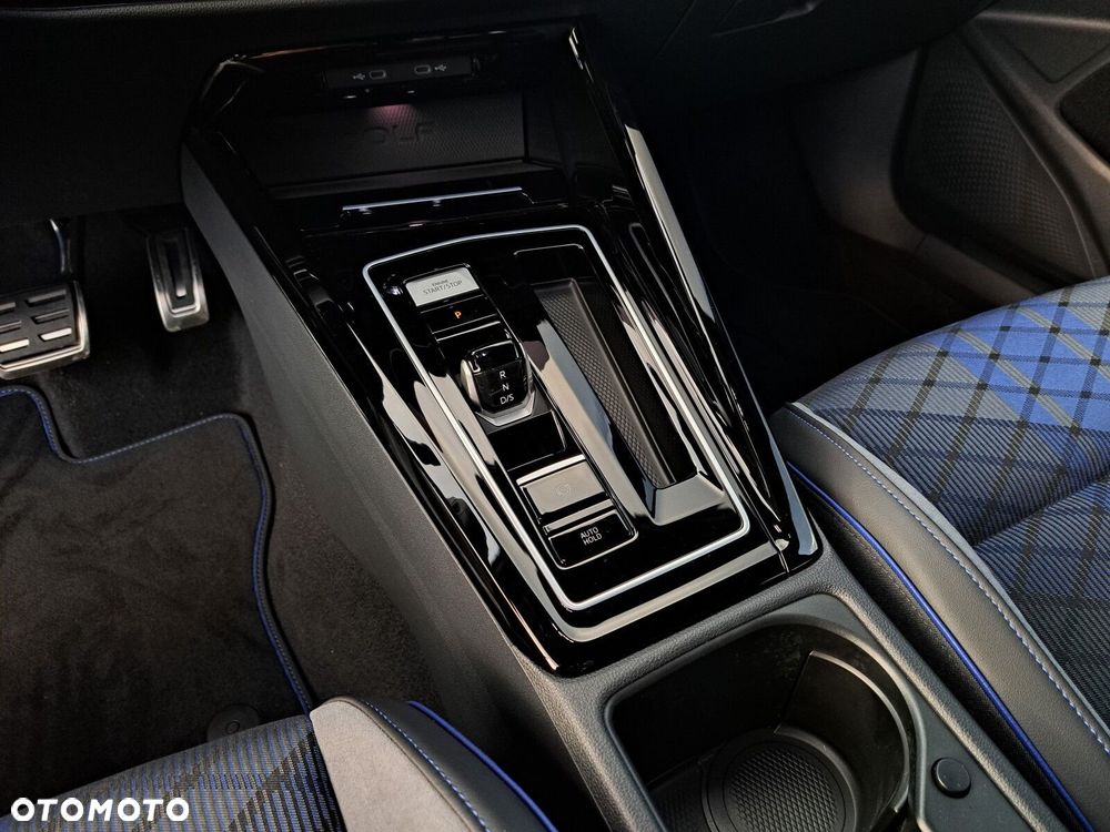 Volkswagen Golf VIII 2.0 TSI 4Motion R - 22