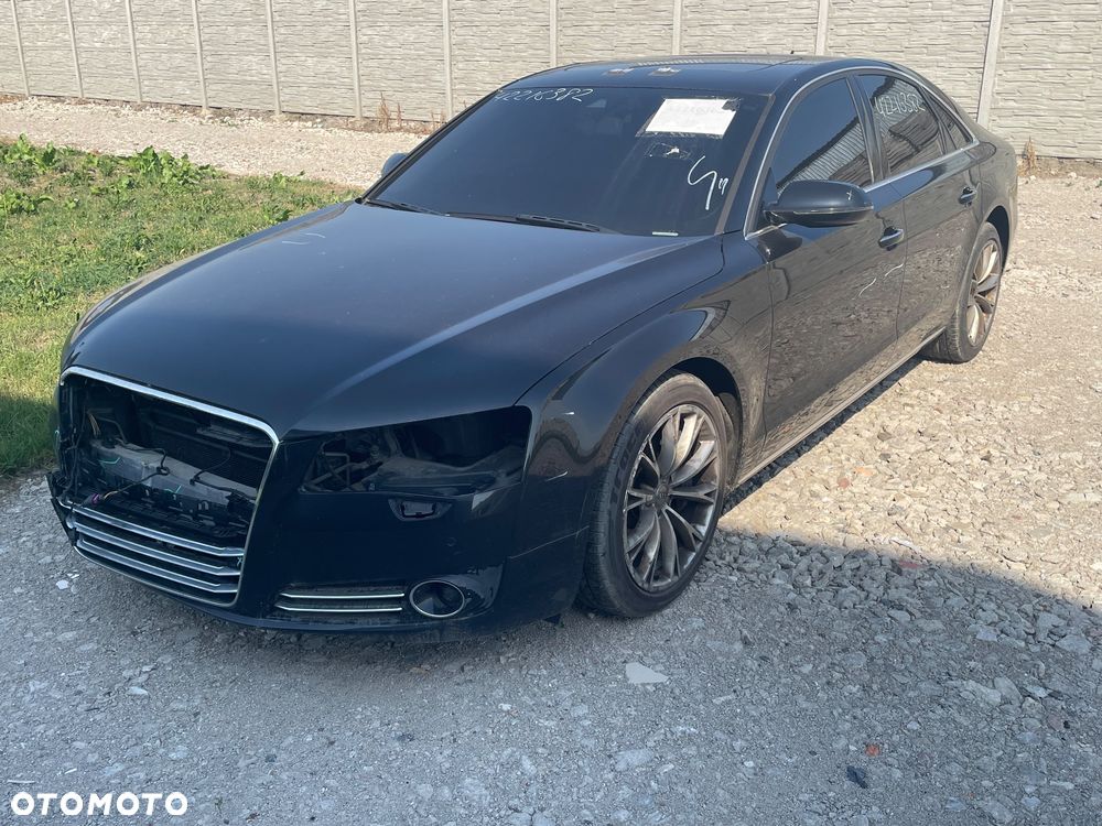 Audi A8 4.2 FSI Quattro - 1