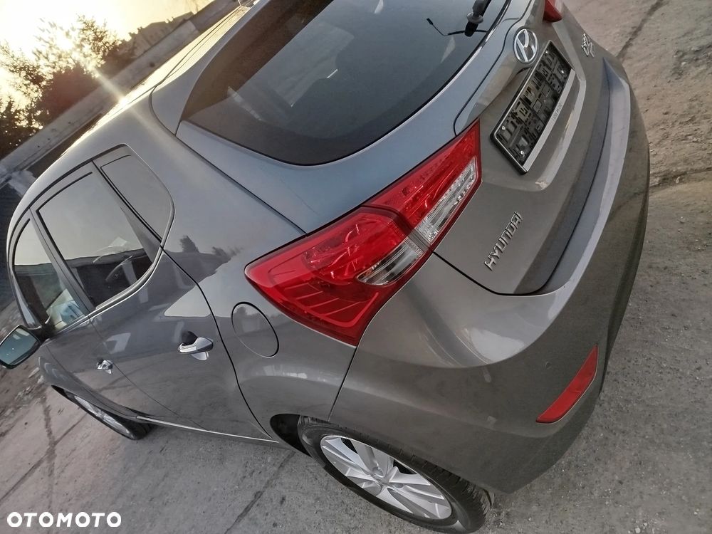 Hyundai ix20 1.4 blue YES Silver - 39