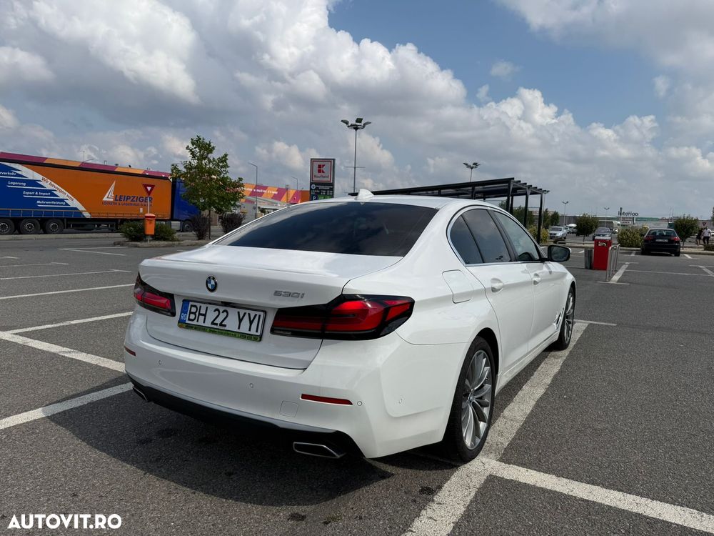 BMW Seria 5 530i Aut. - 17